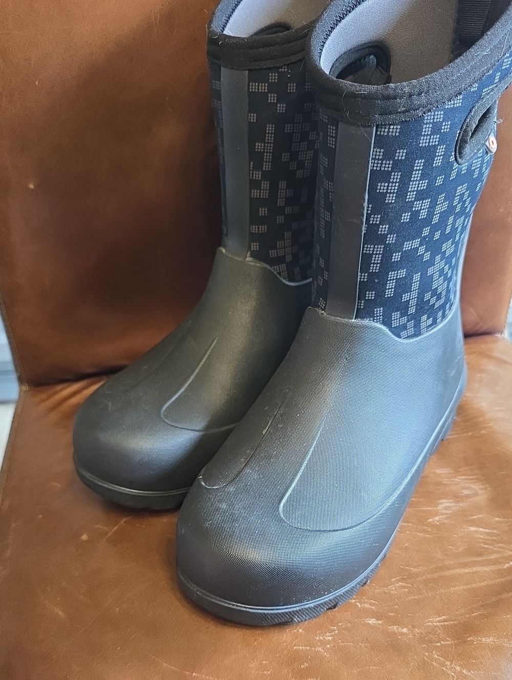 Bogs Youth 6 Black Reflective Winter Rain Boots